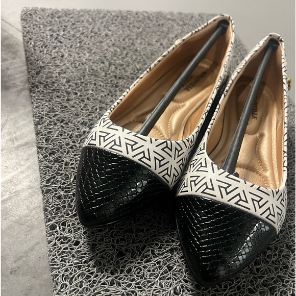 Lady shoes - Picture 2 of 6